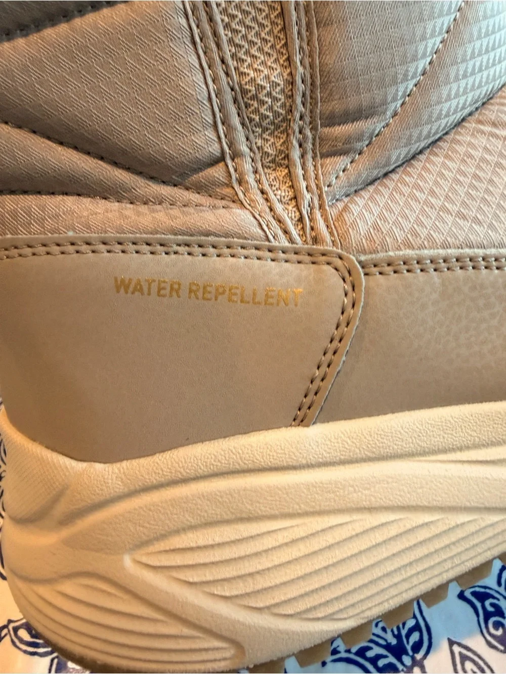 Skechers slip warm easy